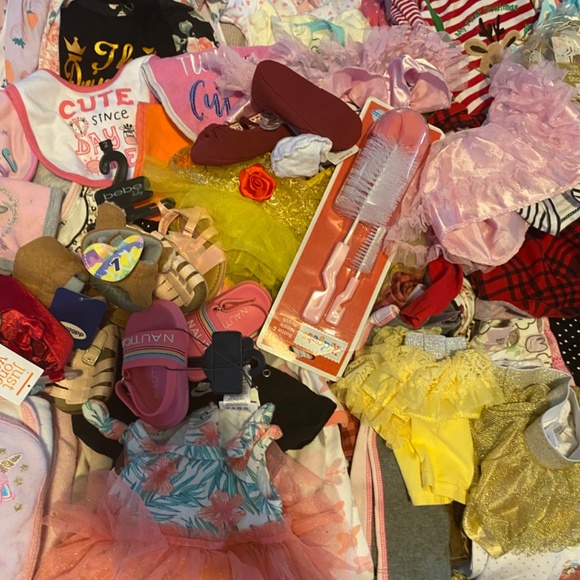 Baby girl clothes - Picture 5 of 7